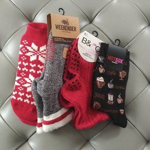 ***BUNDLE ADD-ON*** Ladies Socks